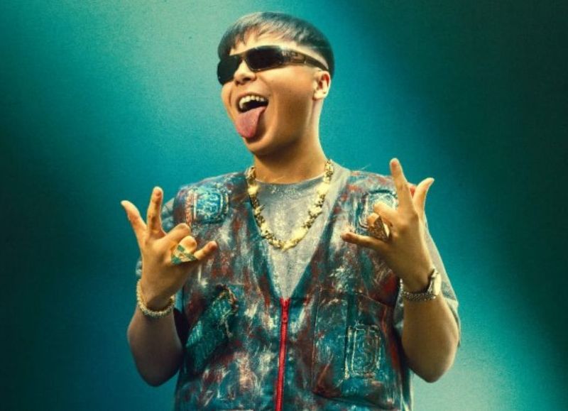 VIDEO | YSY A sacude el verano con un show frente al mar