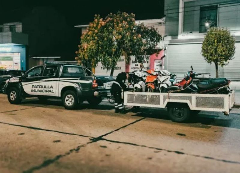 VIDEO | El Municipio desarticuló convocatorias ilegales de maniobras temerarias en motos
