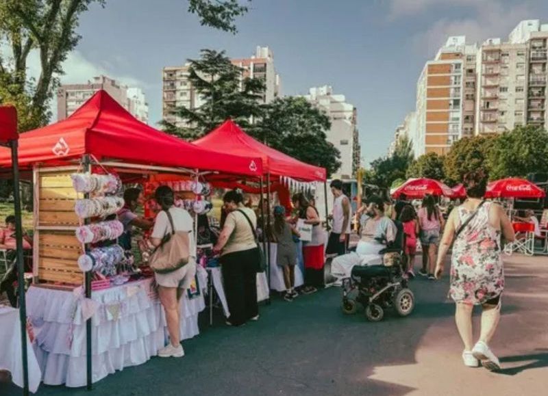Este fin de semana largo, “Sabores sobre ruedas” y Expo Emprendedores en Plaza Mitre