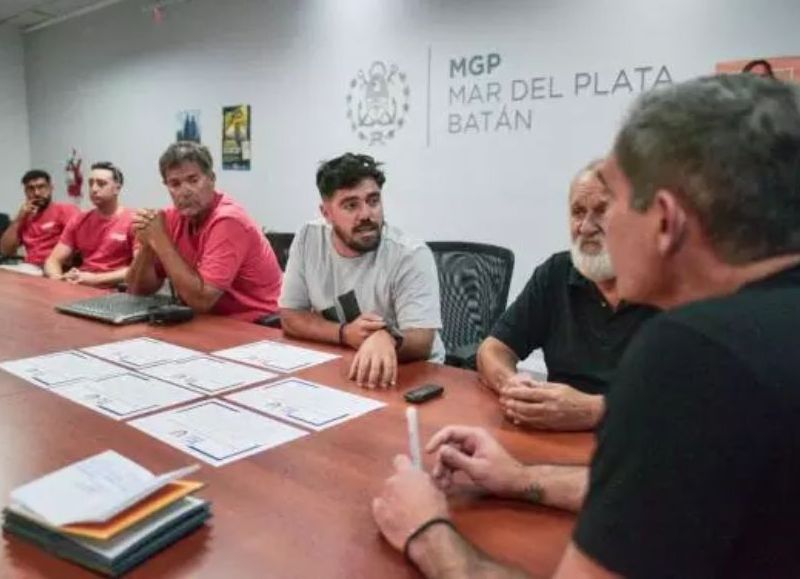 El Municipio reconoció a los guardavidas que le salvaron la vida a un niño tras un ataque de epilepsia