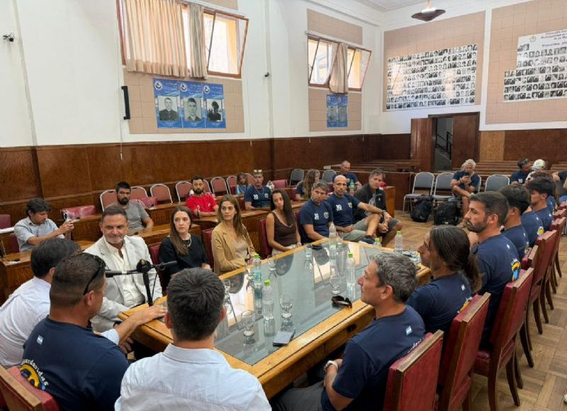 VIDEO | Reconocieron al equipo de guardavidas del sur que ganó el Provincial de Rescate Competitivo