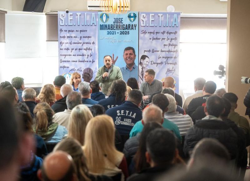 El gobernador riojano Ricardo Quintela en Mar del Plata: "Estamos decididos a dar batalla"