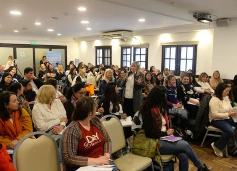 El Municipio lanza un Taller sobre Salud Vocal para docentes de gestión pública y privada