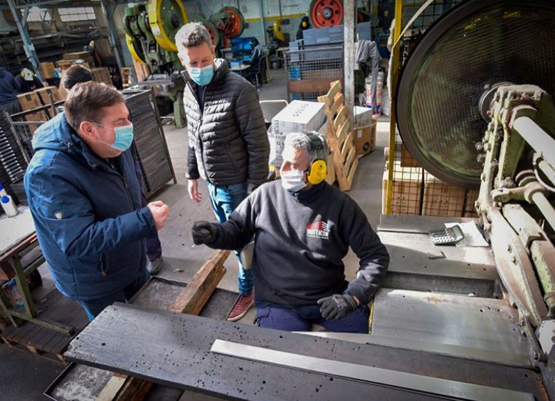 Montenegro y Muro realizan recorridas con promoción de la producción local