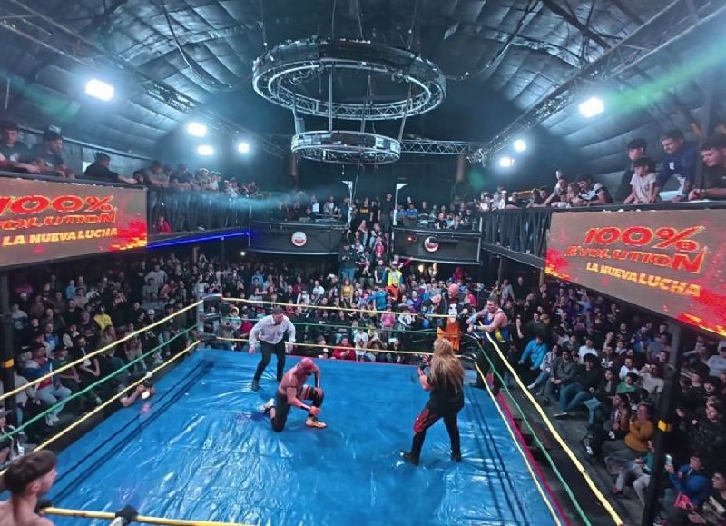 100% Evolution llega a la ciudad con la Masa, Viloni y una nueva generación de luchadores