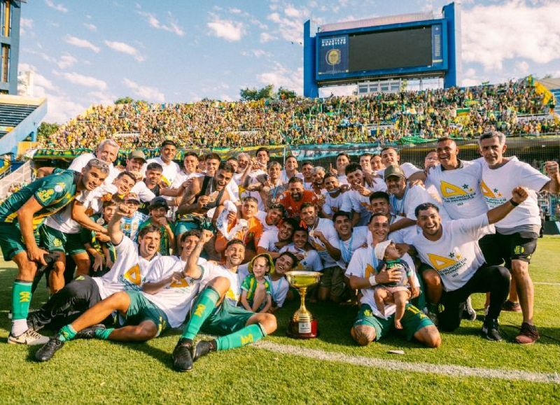 VIDEO | Aldosivi ganó la final a San Martín y volvió a primera división