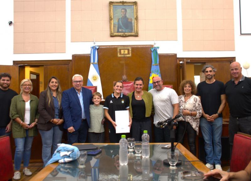 VIDEO | Joven gimnasta de Once Unidos, Juana Azerman, destacada por su participación internacional