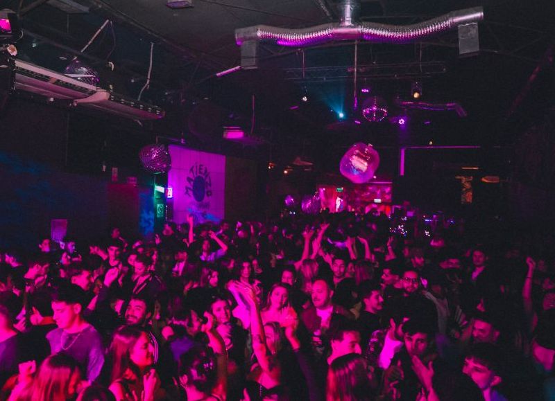 VIDEO | La ciudad suma una fiesta a puro perreo con la llegada de Fiesta Fina