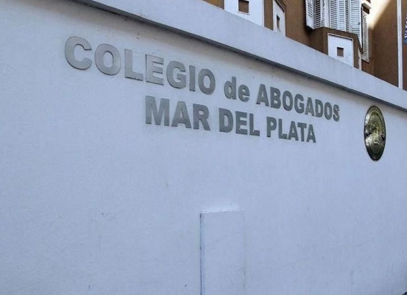 Un abogado denunció que fue incluido en una causa disciplinaria sin haber sido identificado formalmente