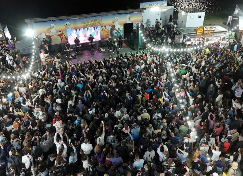 G Sony, Rocío Quiroz y El Mono de Kapanga encabezan el cierre de febrero en el Parque de Mogotes