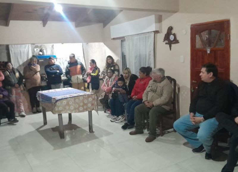 Autoridades municipales y vecinos de Las Herradura coordinan acciones por seguridad y salud