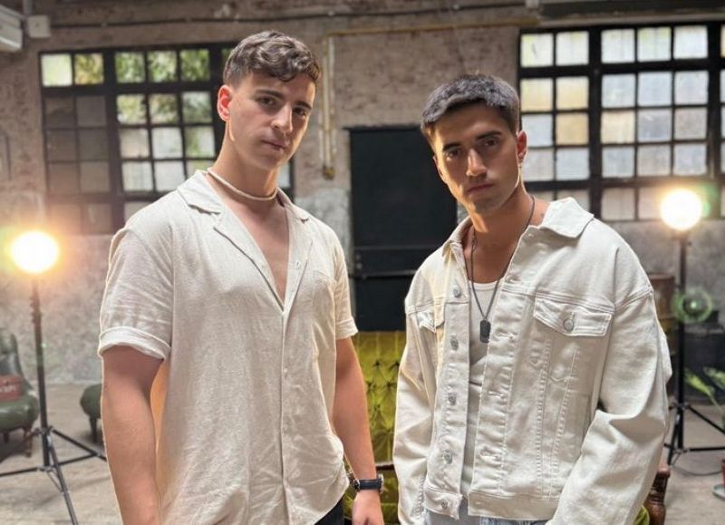 VIDEO | ¡Salió "Atado de manos"!: el apasionante tema del dúo marplatense Romah