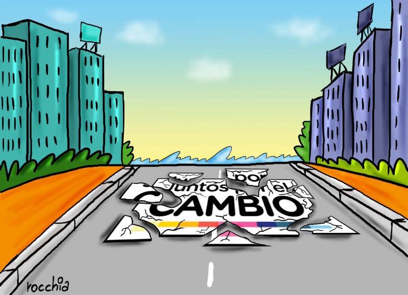 Duró poco el amor... ¡Se terminó de romper el bloque de Juntos!