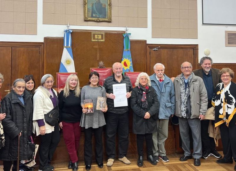 VIDEO | Reconocimiento a la filial local de la Sociedad de Escritores