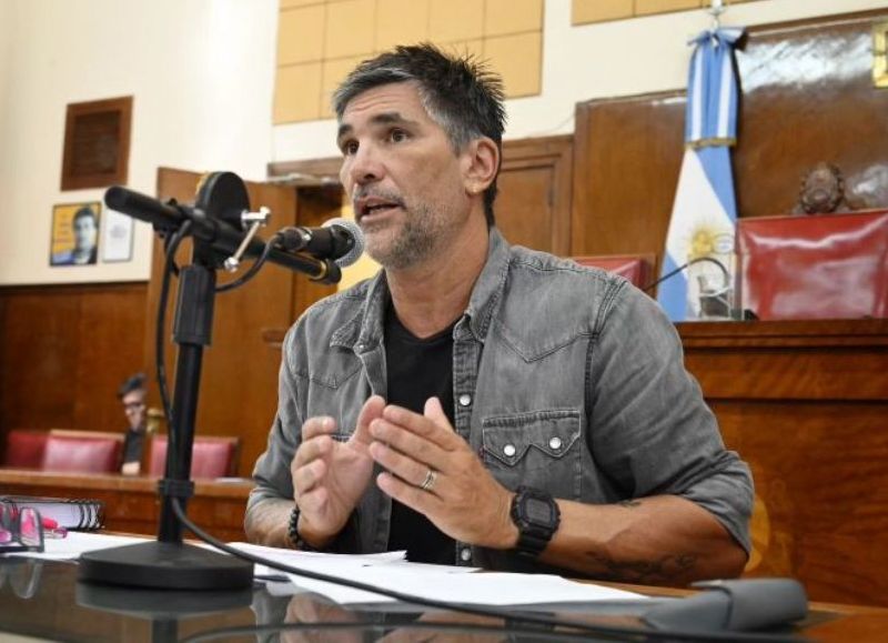 Vecinos de Etchepare reclaman limpieza: denuncian más de 11 veces los mismos basurales