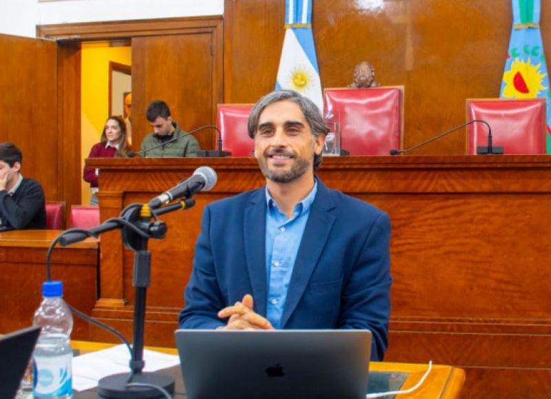 Movilidad Urbana avanzó con el pliego del transporte y elevó consultas al Ejecutivo