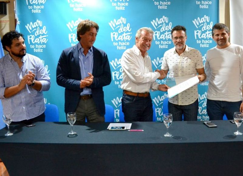 Se presentó el Triatlón Olímpico Series de Mar del Plata