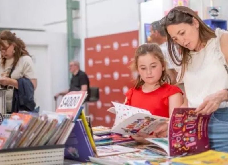VIDEO | Se realiza la 11° Feria del Libro Infantil y Juvenil en el Torreón del Monje