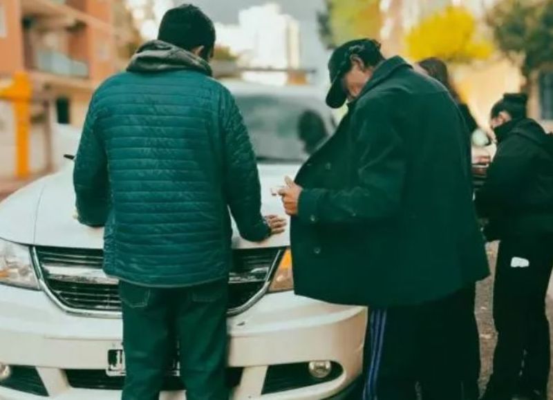Aprehendieron a un hombre tras amenazar con un cuchillo durante un control en Córdoba al 2200